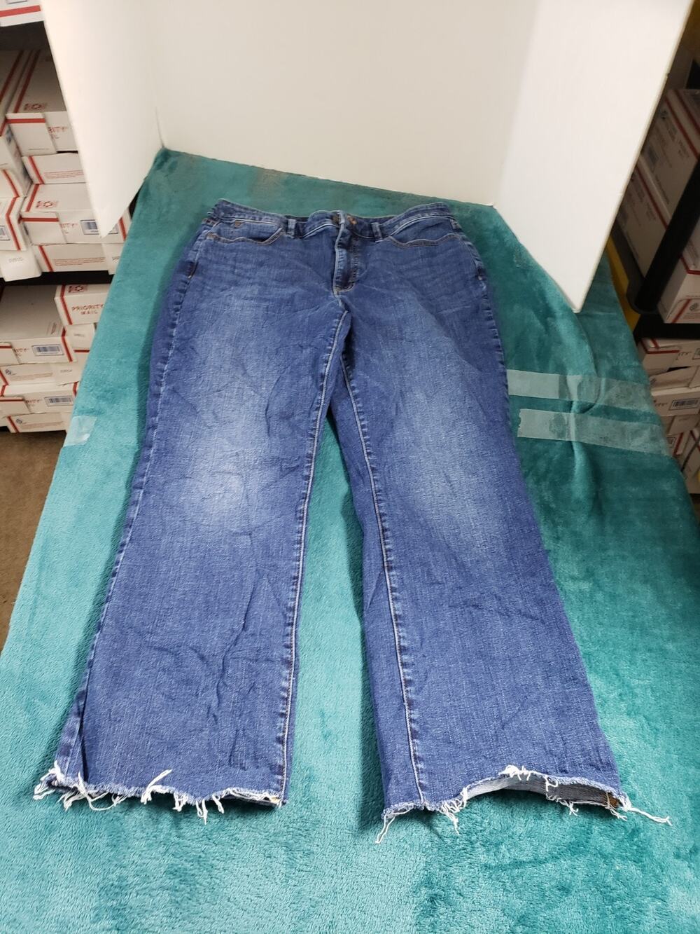 Talbots Jeans Size 12 Petite Womens Blue Stretch Pants Mid Rise Barely Bootcut